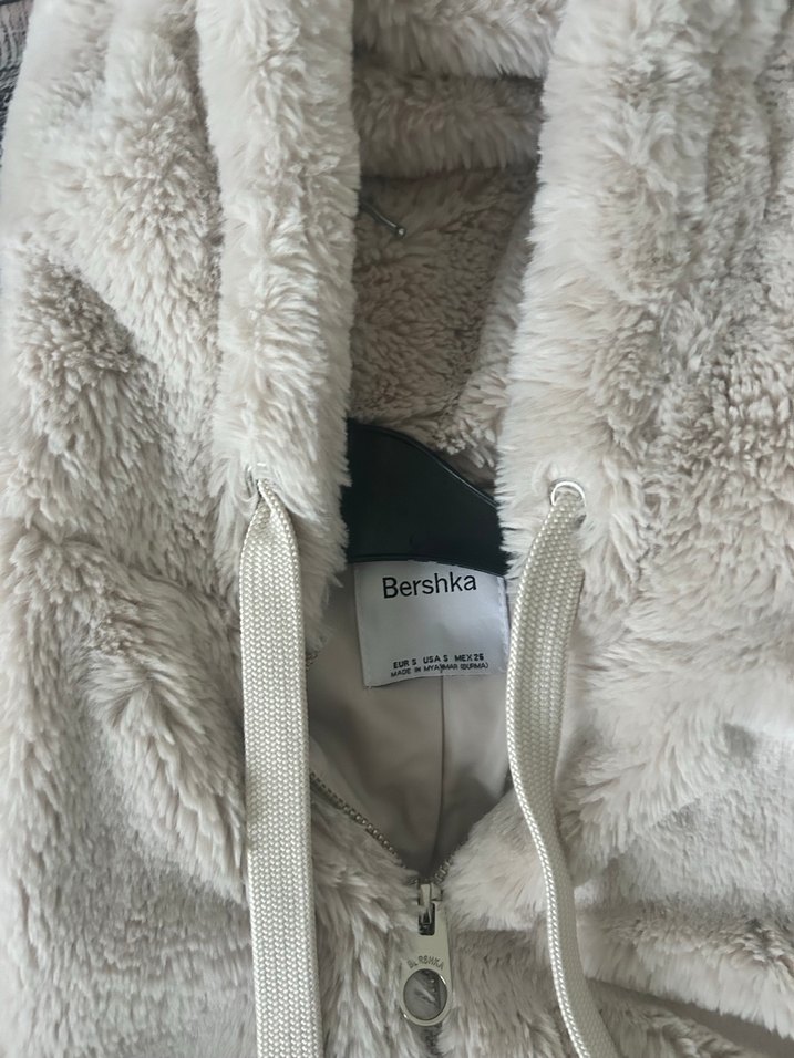 Krem Kadın Kapüşonlu Peluş Mont - Görsel 2