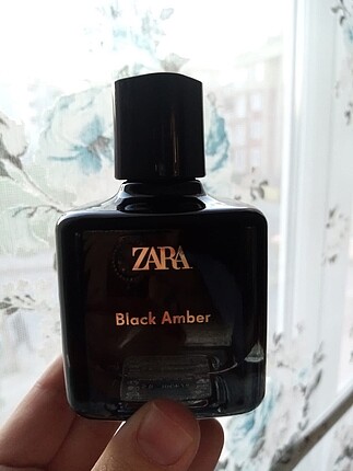 Zara black amber 100ml