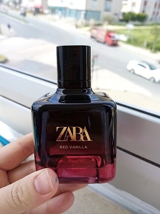 Zara 100ml red vanılıa