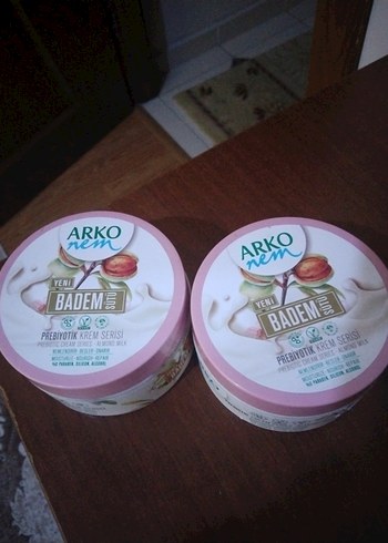 2 Adet Arko Nem Badem Özlü Vücut Kremi - Görsel 5