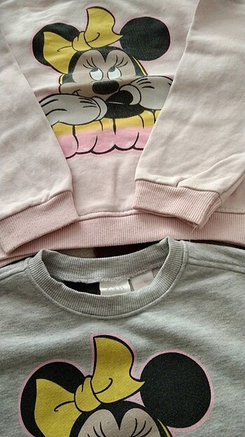4 Yaş Beden 2 adet kız çocuk sweatshirt 