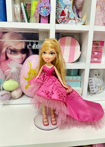 Beden Bratz holiday trinity