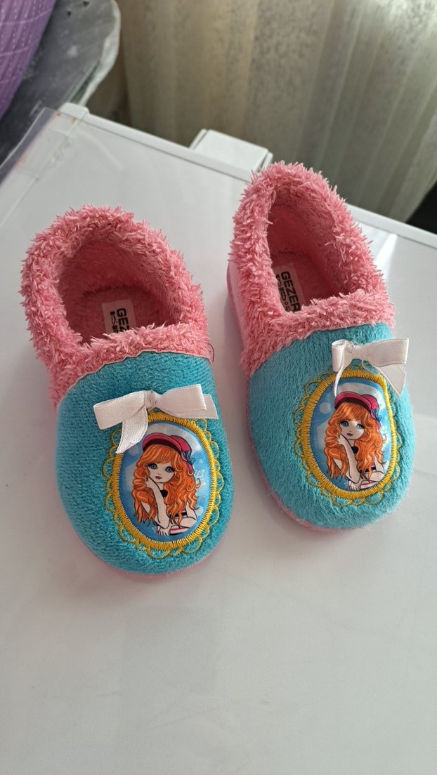 Renkli Kız Çocuk Sıcak Terlikler Velcro - Görsel 2