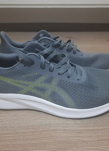 Orjinal Asics patriot 13 koyu gri spor ayakkabi