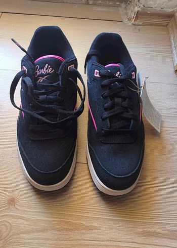 Reebok ürünü