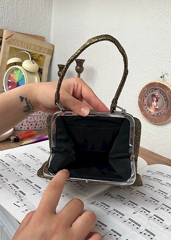 Kahverengi Parlak Desenli Vintage Çanta - Görsel 3