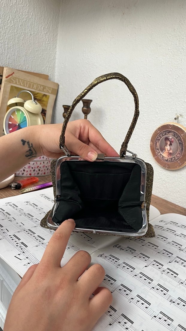 Kahverengi Parlak Desenli Vintage Çanta - Görsel 3