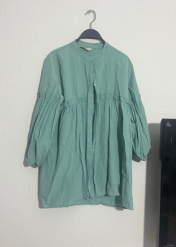 Kadın Yeşil Pliseli Uzun Gömlek - Görsel 4