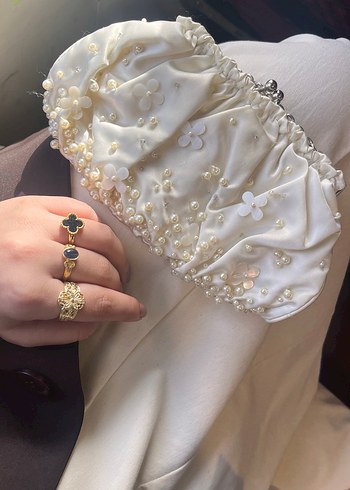 Vakko İnci İşlemeli Beyaz Bohem Zarif Kadın çanta - Görsel 3