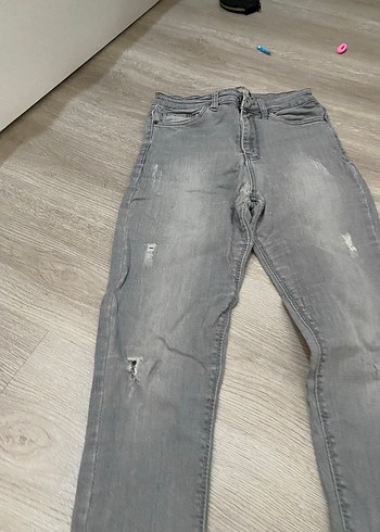 Gri Kadın Kot Pantolon - Görsel 2