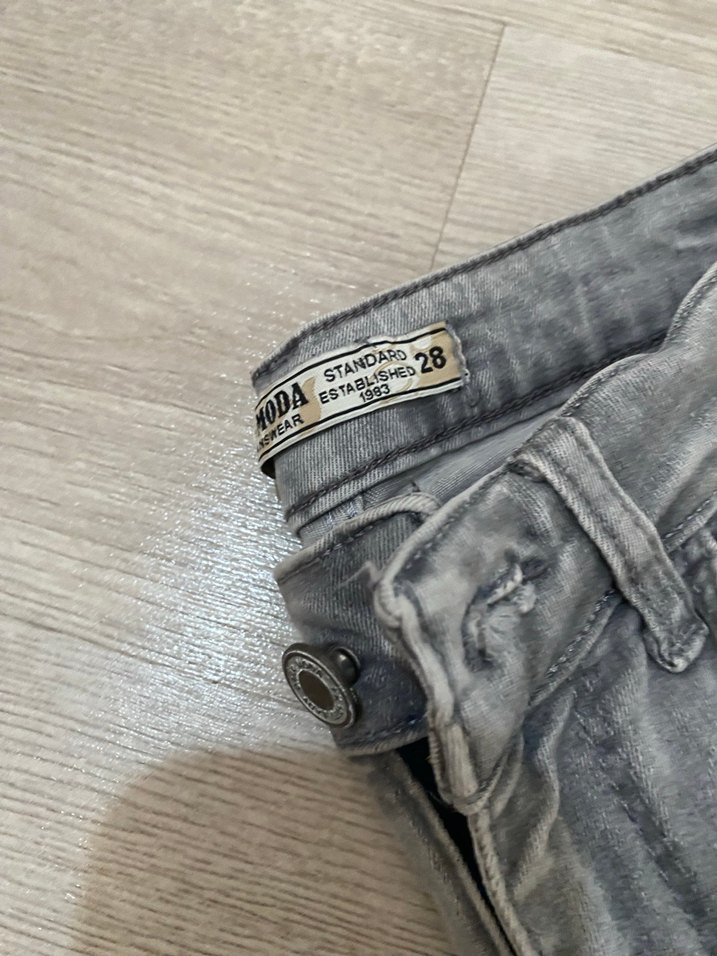 Gri Kadın Kot Pantolon - Görsel 4