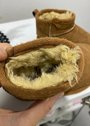 Kahverengi cocuk Bot - Görsel 2