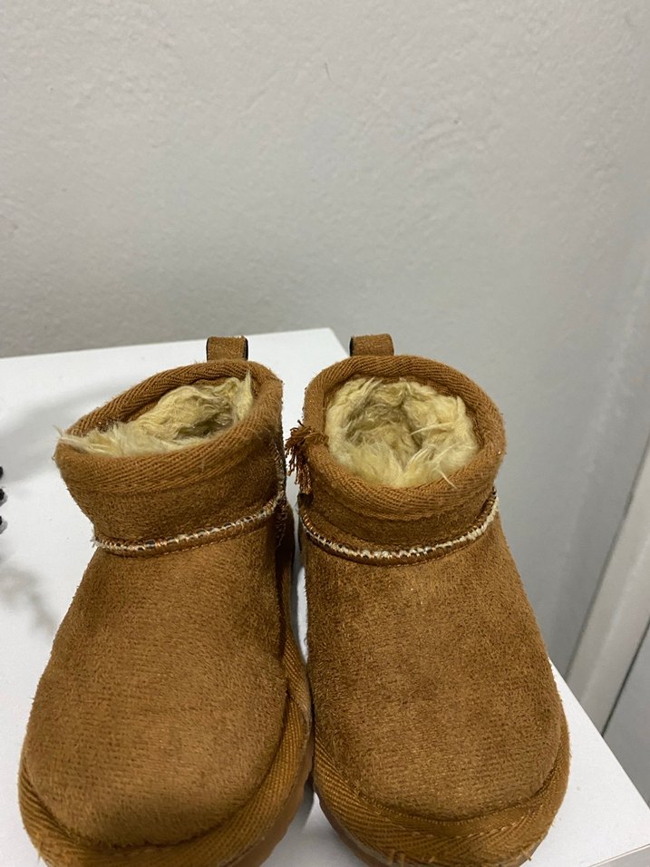 Kahverengi cocuk Bot - Görsel 3