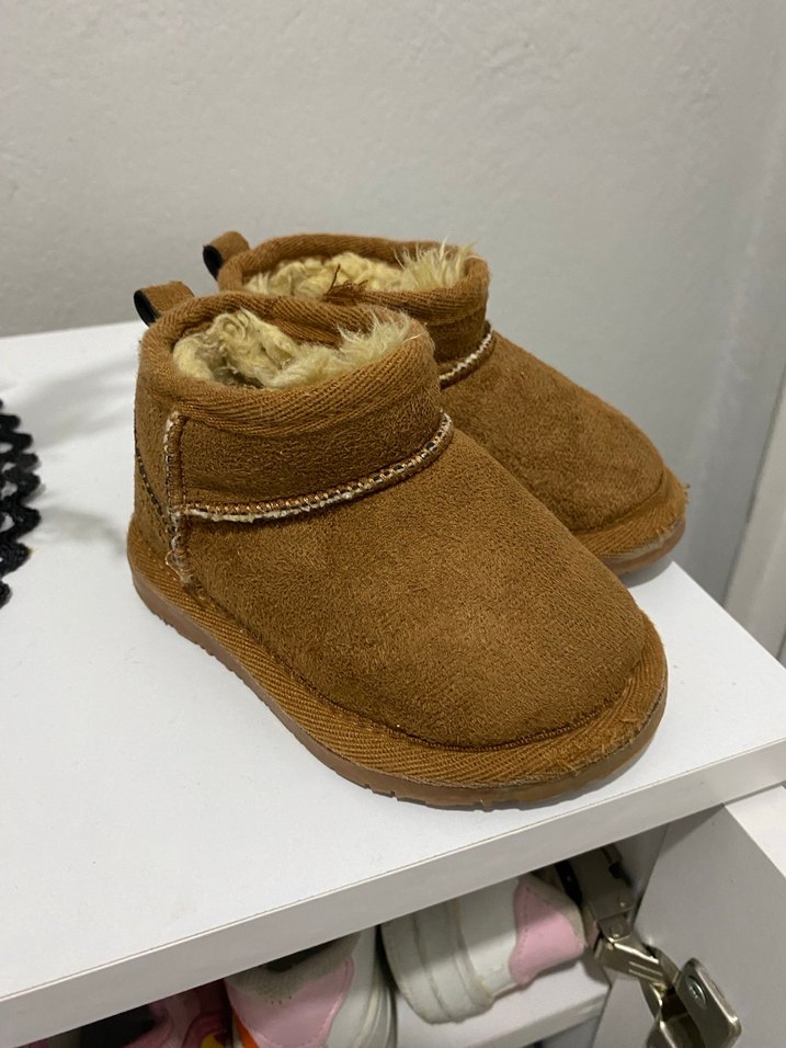 Kahverengi cocuk Bot - Görsel 4