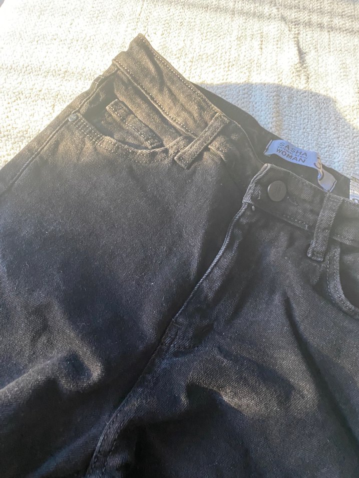 Siyah Düğmeli Kadın Denim Jean - Görsel 3