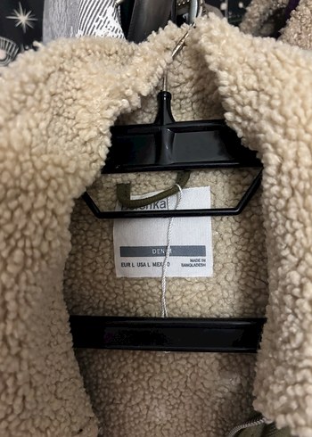 Bershka Kadın Haki Peluş Detaylı Ceket - Görsel 2