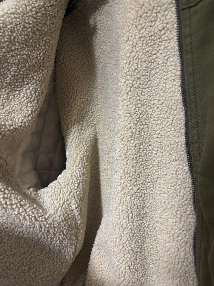 Bershka Kadın Haki Peluş Detaylı Ceket - Görsel 3