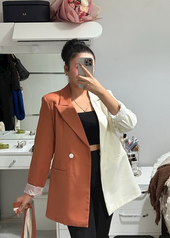 Çift Renkli Düğmeli Kadın Blazer Ceket