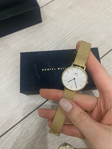 Daniel Wellington Daniel saat