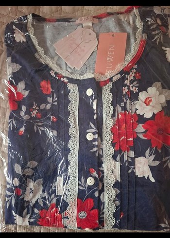 s Beden Çiçek Desenli Lacivert Kadın Pijama Takımı