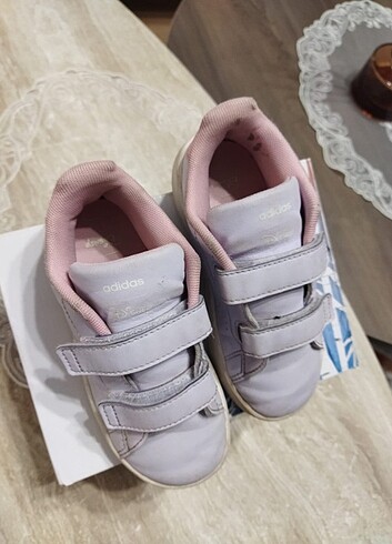 27 Beden Adidas spor ayakkabı