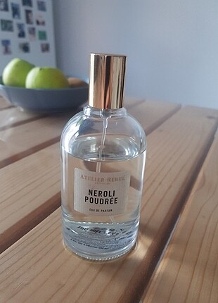 Manu Atelier Atelier Rebul Neroli Poudree Parfüm