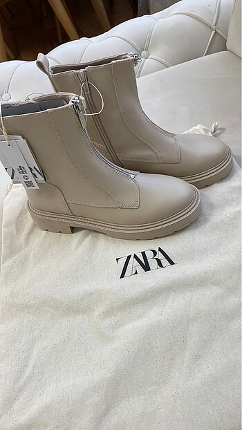 Zara zara bot ve sandalet