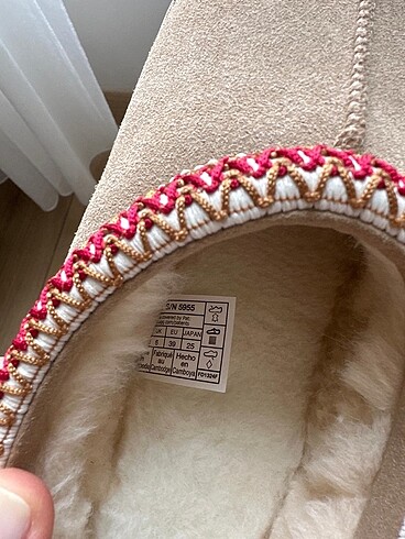 39 Beden Ugg Sand Tasman Kadın
