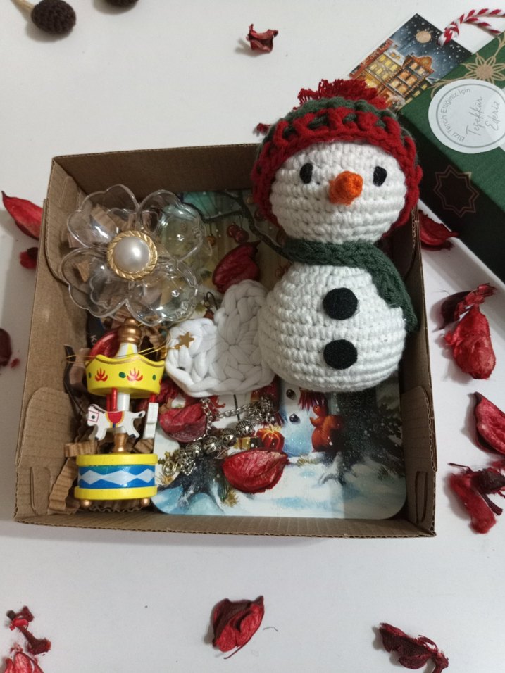 Yılbaşı Hediye Paketi özel tasarım hediyeler - Görsel 2