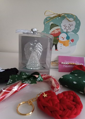 Renkli Yılbaşı Süsleri ve Aksesuarları - Görsel 3