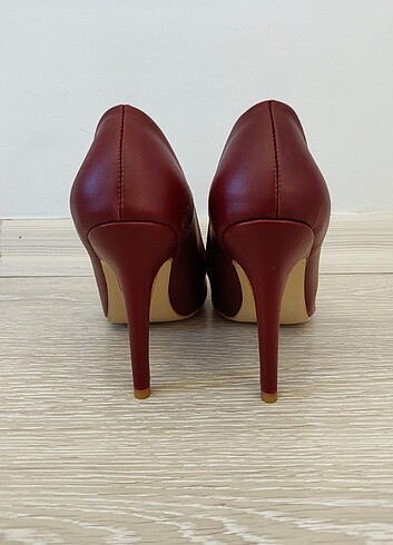 37 Beden Yuvarlak burun stiletto 