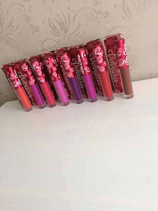 Lime crime mat ruj 