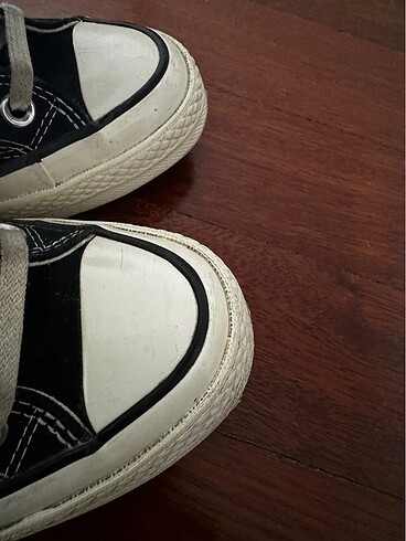 37,5 Beden siyah Renk Converse chuck70