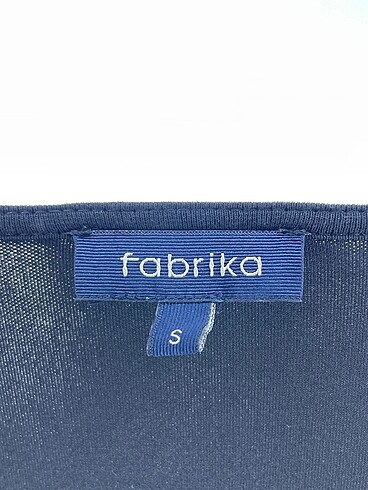 s Beden siyah Renk Fabrika Bluz %70 İndirimli.