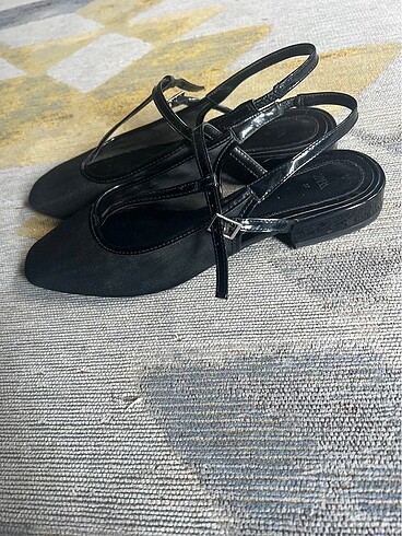 36 Beden Zara sandalet