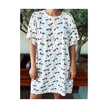 St. eve design vintage tshirt
