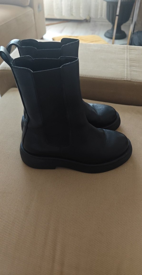 Siyah Hakiki deri postalKadın Bot - Görsel 2