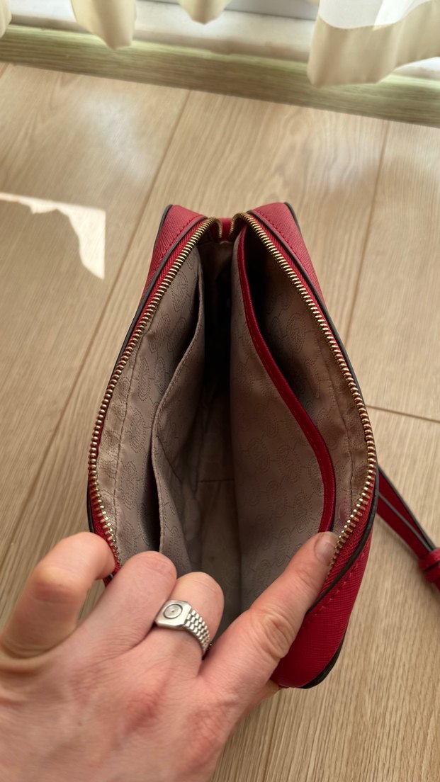 Michael Kors Klasik Kırmızı Deri Çapraz Çanta - Görsel 2