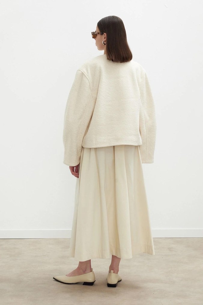 MANUKA JACQUELINE KISA KABAN - Görsel 2