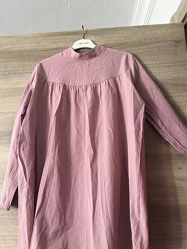 pembe gömlek
