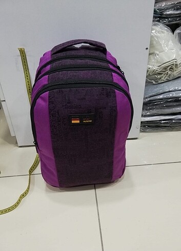 Sırt çantası, okul çantası 