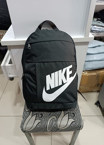 SIRT ÇANTASI, OKUL ÇANTASI, NIKE ÇANTA 