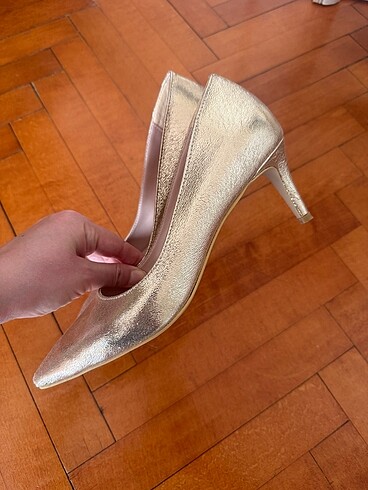 38 Beden Stiletto