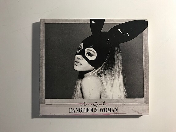 Ariana Grande Dangerous Woman Deluxe Albüm
