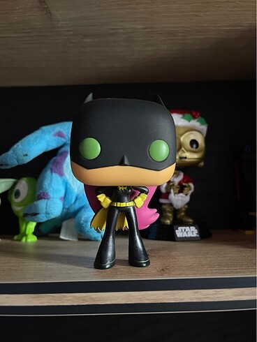Starfire batman funko pop