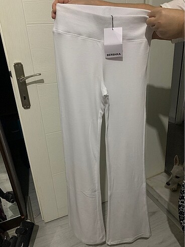 m Beden Bershka ünlü tayt