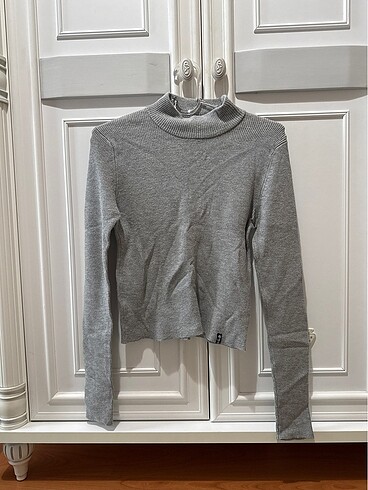 Pull&Bear Uzun Kollu Crop