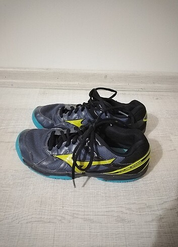 Nike Mizuno ayakkabı 