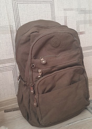 Günlük Kullanım İçin Buckle'lı Kadın Sırt Çantası