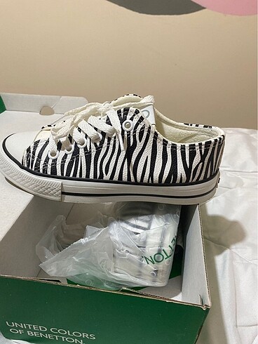 Benetton converse